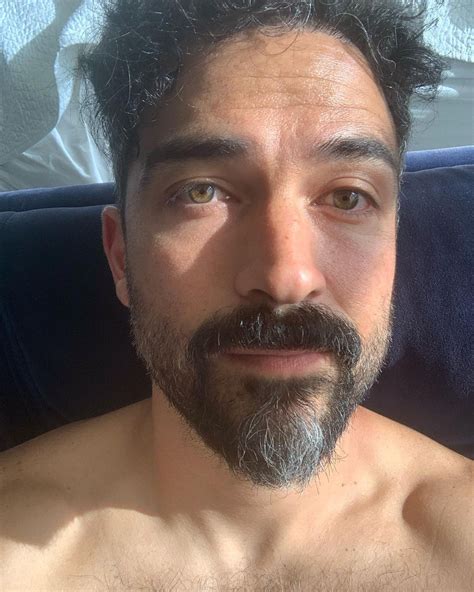 Alfonso Herrera (@ponchohd) • Instagram photos and videos.